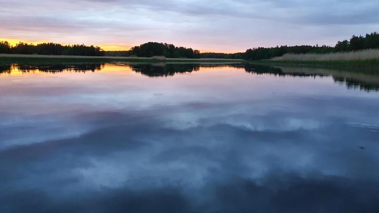 Råda Bjoernbyn Stugby 아파트 외부 사진